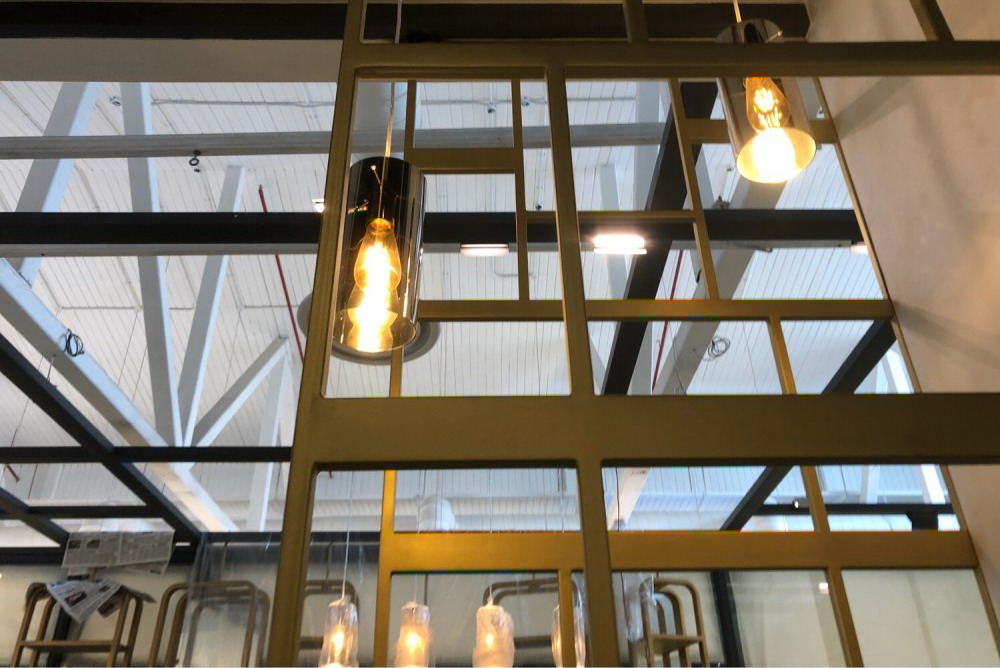 فني كهربائي منازل